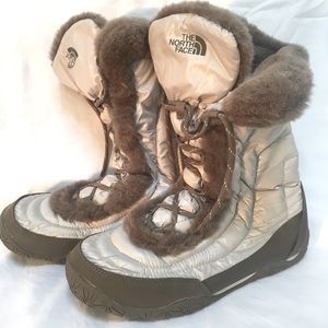 The North Face Water Resistant Snow Boots